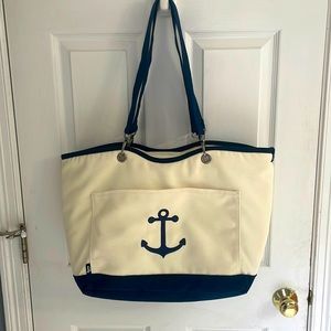 NWT Thirty-One Large Canvas Crew Thermal Insulated Tote Navy Anchor Nautical